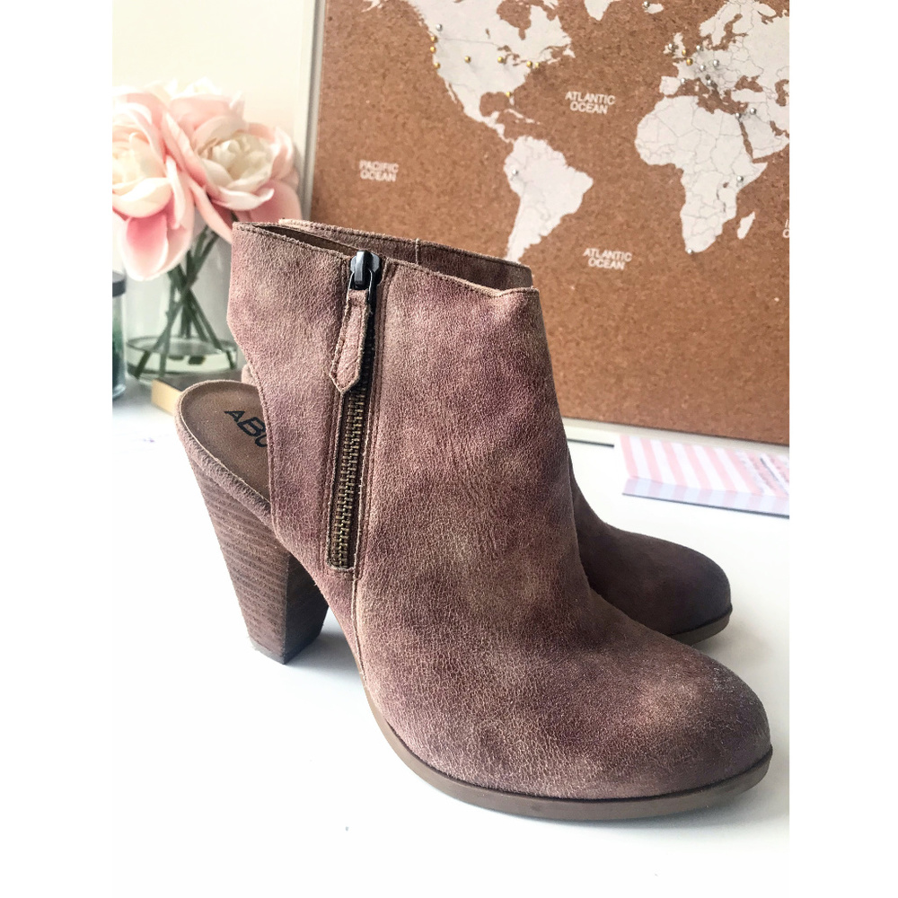 ABOUND Brown Suede Booties with Open Heel